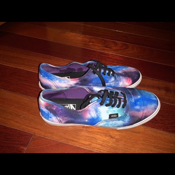 Galaxy Vans - Picture 4 of 4